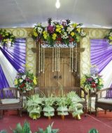 Set kursi betawi dekorasi pernikahan